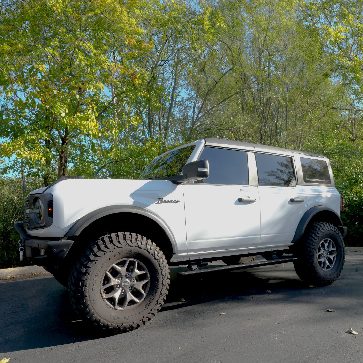 Boost Auto Powered Running Boards | 2021-2025 Ford Bronco
